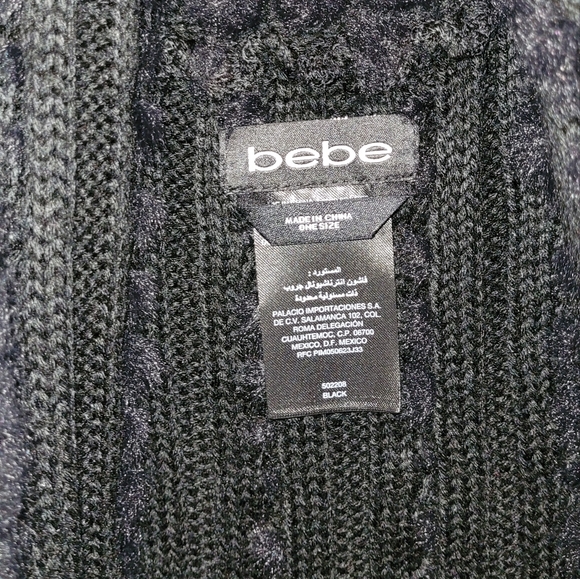 BEBE Furry Vest with Tassles - Picture 3 of 6